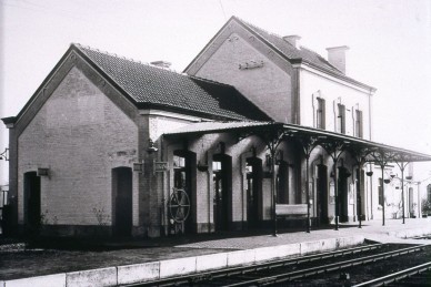 Drieslinter - SNCB K04725-07 (1).jpg